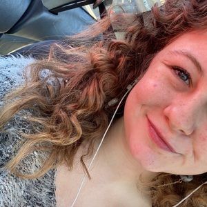 Meet your Posher, Maddie